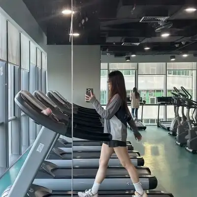 胡其